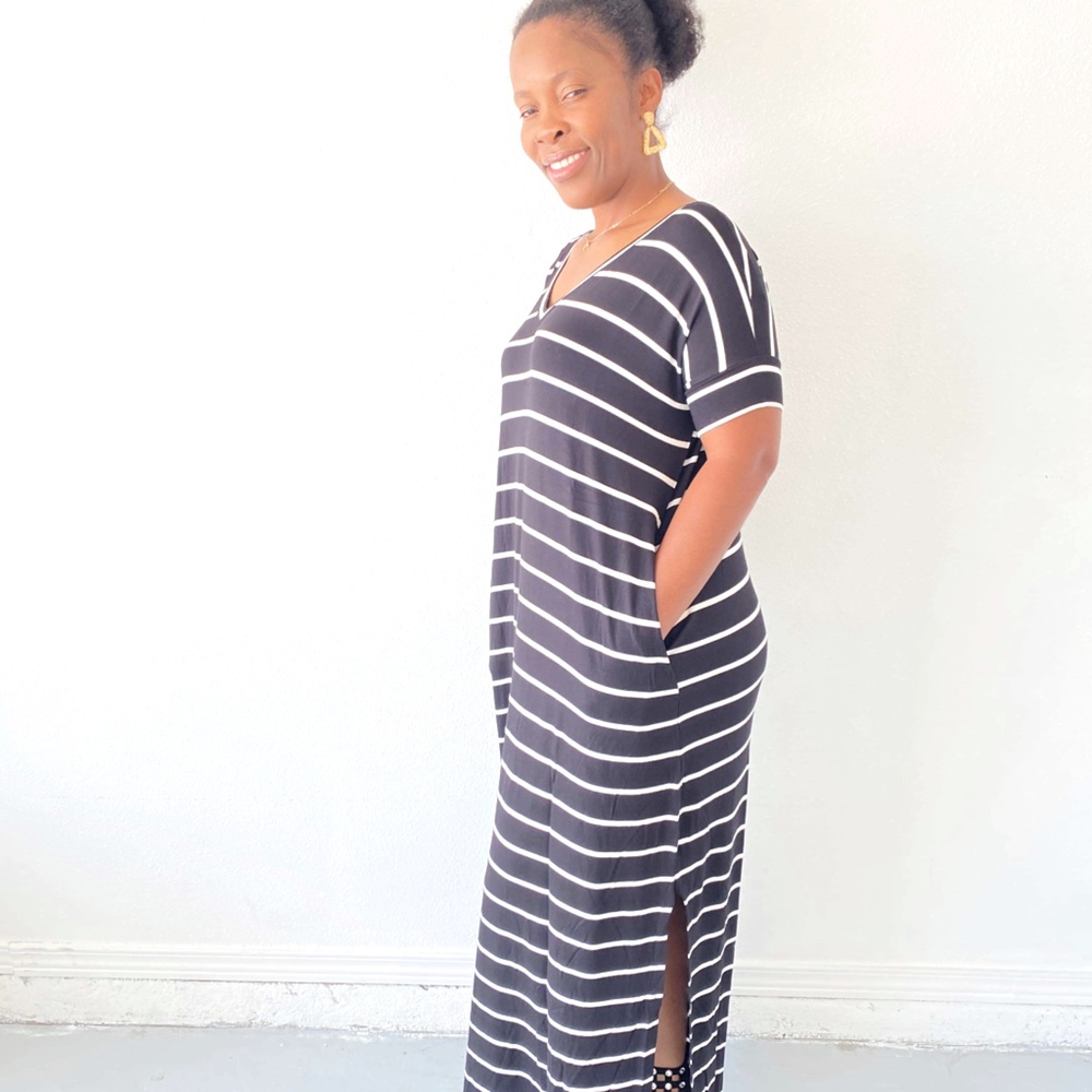 KEEP IT  CASUAL BLACK  & IVORY STRIPE MAXI DRESS